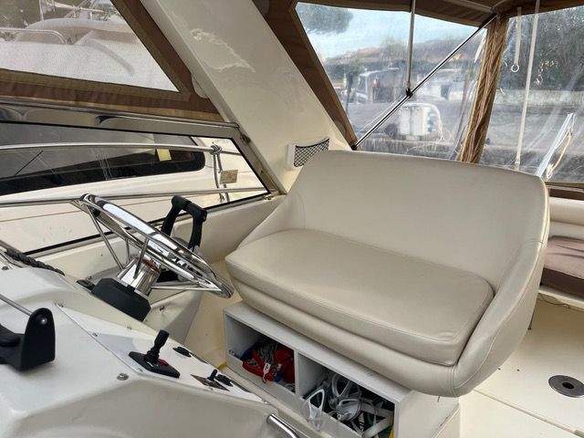 slider 9 Fairline Targa 33